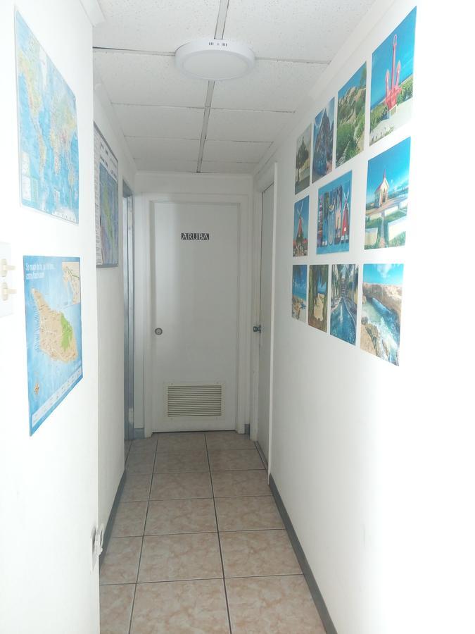 Hostel Room Aruba オラニエスタッド エクステリア 写真