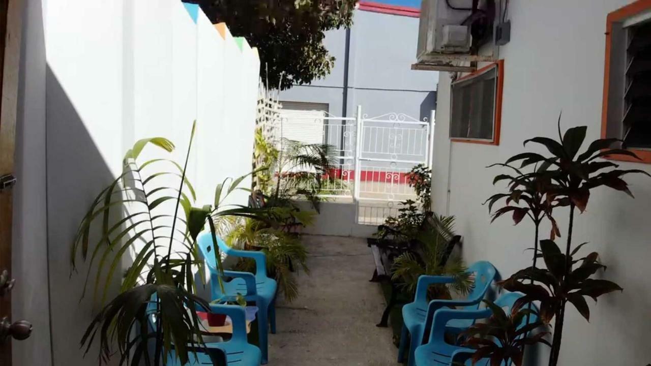 Hostel Room Aruba オラニエスタッド エクステリア 写真